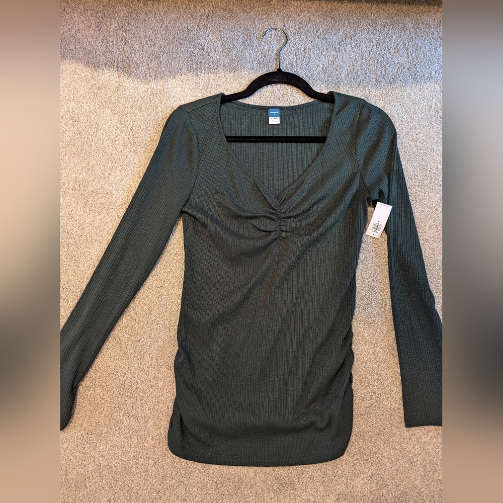 Maternity Fitted Cinched-Front Rib-Knit T-Shirt